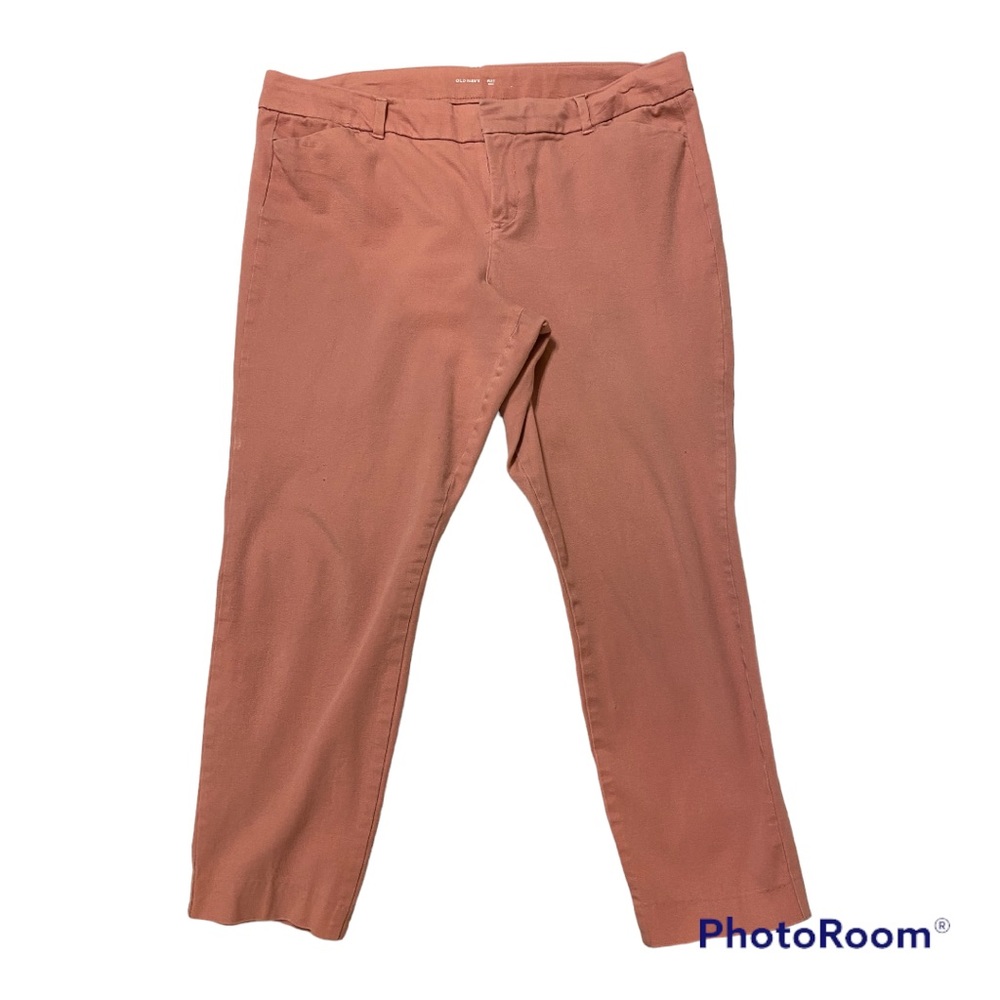 Old Navy Pixie Pants, ankle length. Pink. Used.